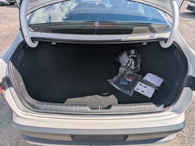 New 2027 Kia K4 FWD image 13
