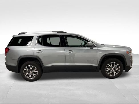 Certified 2023 GMC Acadia SLE w/ Driver Convenience Package AWD/4WD image 2