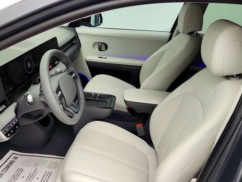 Used 2025 Hyundai Ioniq 5 Limited image 21