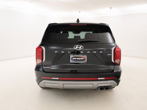 Used 2023 Hyundai Palisade SE image 4