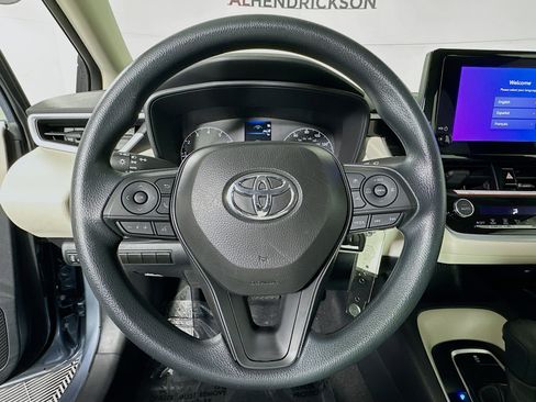 Certified 2025 Toyota Corolla LE image 15