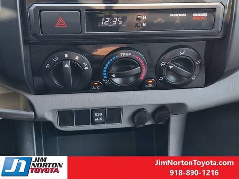 Used 2012 Toyota Tacoma PreRunner w/ Convenience Pkg RWD image 19
