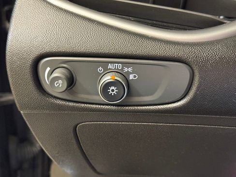 Used 2022 Chevrolet Malibu LT image 28