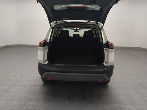 Used 2022 Nissan Rogue SV image 29