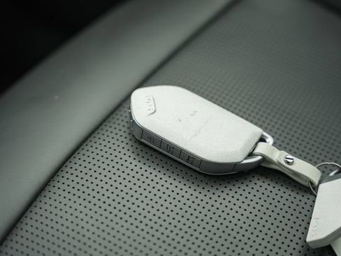 Used 2026 Kia EV9 Light RWD image 52
