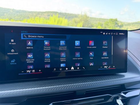 Used 2024 BMW XM AWD/4WD image 39