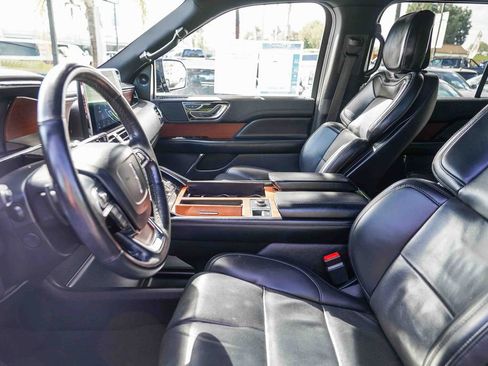 Used 2020 Lincoln Navigator L 2WD image 24