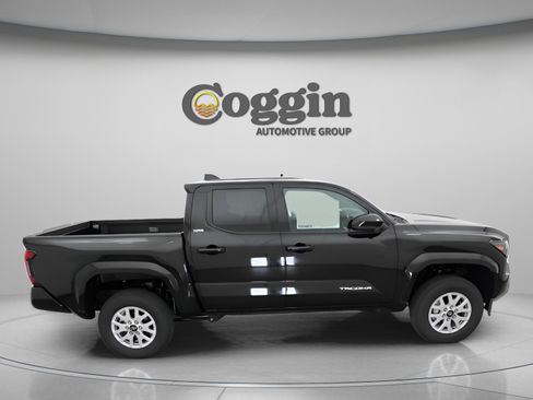 New 2026 Toyota Tacoma SR5 AWD/4WD image 24