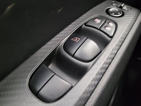 Used 2025 Nissan Altima 2.5 SV FWD image 27