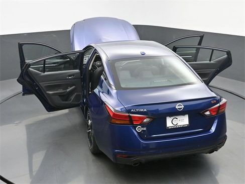 Used 2023 Nissan Altima 2.5 SR image 64