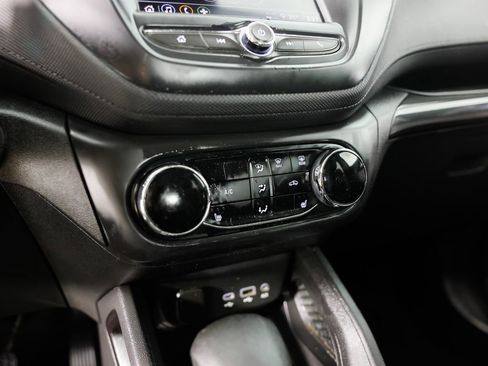 Used 2023 Chevrolet TrailBlazer LT image 23