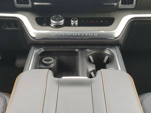New 2026 Ford Expedition Tremor AWD/4WD image 17