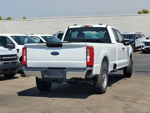 New 2026 Ford F250 XL w/ XL Chrome Package RWD image 4