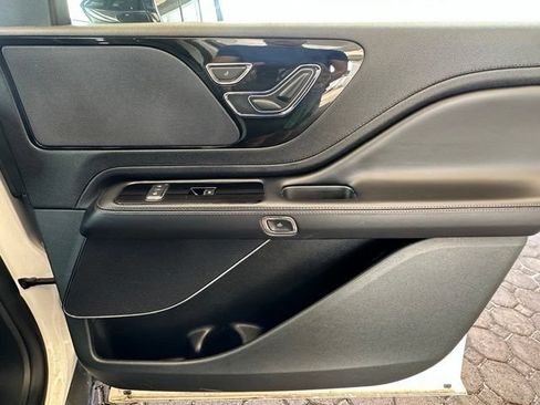 Certified 2023 Lincoln Aviator AWD w/ Elements Package image 23