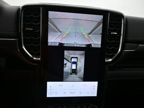 New 2025 Ford Ranger Lariat w/ FX4 Off-Road Package image 29