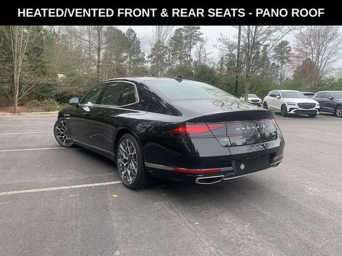 Used 2025 Genesis G90 3.5T AWD/4WD image 3