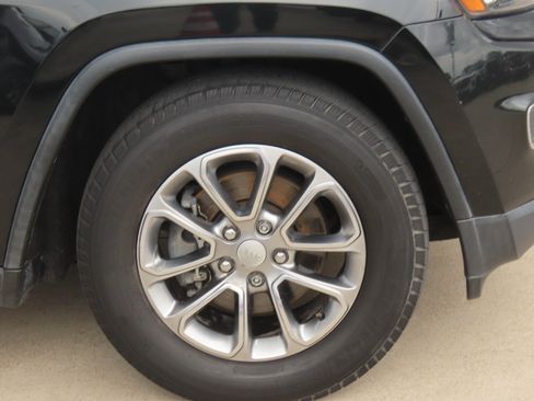 Used 2014 Jeep Grand Cherokee Limited w/ Trailer Tow Group IV RWD image 9