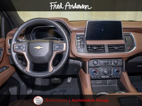 Used 2023 Chevrolet Tahoe High Country w/ Premium Package 2 AWD/4WD image 7