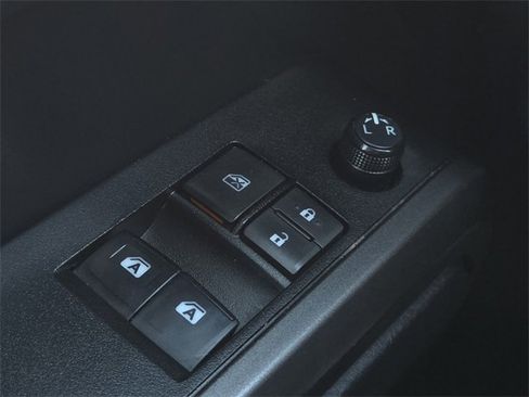 Used 2019 Toyota Tacoma TRD Sport image 26