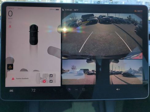 Used 2023 Tesla Model 3 Standard Range image 21