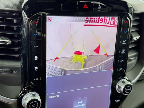 Used 2025 RAM 2500 Big Horn image 7