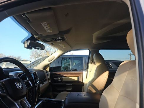 Used 2017 RAM 3500 Laramie image 13