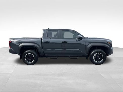 Used 2024 Toyota Tacoma TRD Off-Road AWD/4WD image 8