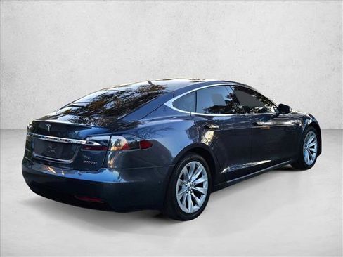 Used 2019 Tesla Model S 100D image 4