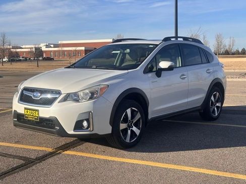 Used 2016 Subaru Crosstrek Touring w/ Popular Package #2 image 8