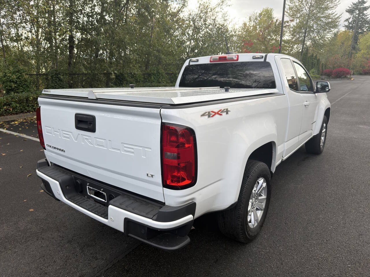 Used 2022 Chevrolet Colorado LT w/ Fleet Safety Package AWD/4WD image 5