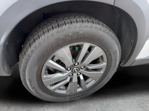 Used 2024 Nissan Pathfinder SV FWD image 49