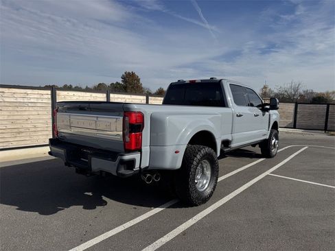 Used 2024 Ford F350 Platinum image 8