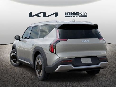 New 2026 Kia EV9 Wind AWD/4WD image 4