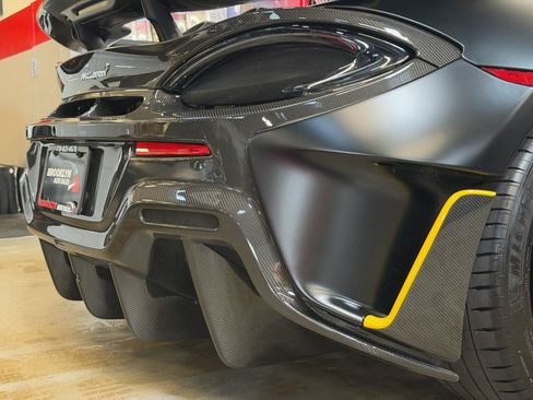 Used 2020 McLaren 600LT Spider RWD image 20