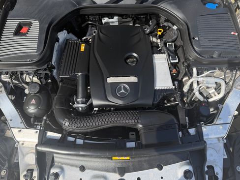 Used 2019 Mercedes-Benz GLC 300 GLC 300 w/ Parking Assistance Package image 45