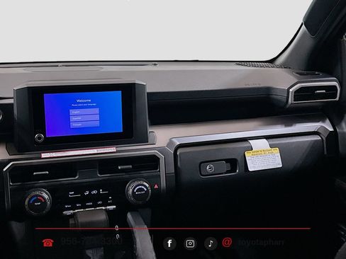 New 2026 Toyota 4Runner SR5 AWD/4WD image 22