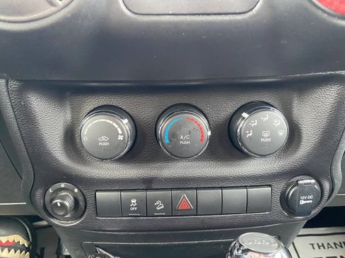 Used 2016 Jeep Wrangler Unlimited Sport w/ Quick Order Package 24S AWD/4WD image 20