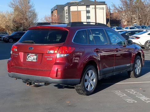 Used 2012 Subaru Outback 2.5i Premium w/ All-Weather Pkg image 3