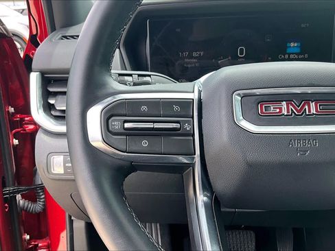 Used 2026 GMC Terrain Elevation w/ Elevation Premium Package FWD image 23