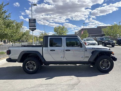Used 2021 Jeep Gladiator Rubicon AWD/4WD image 9
