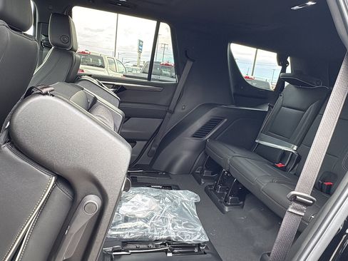 New 2026 Chevrolet Tahoe Premier w/ Sun And Tow Package AWD/4WD image 8
