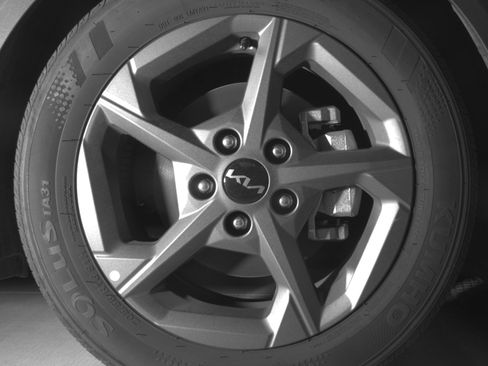 Used 2025 Kia K4 LXS image 13