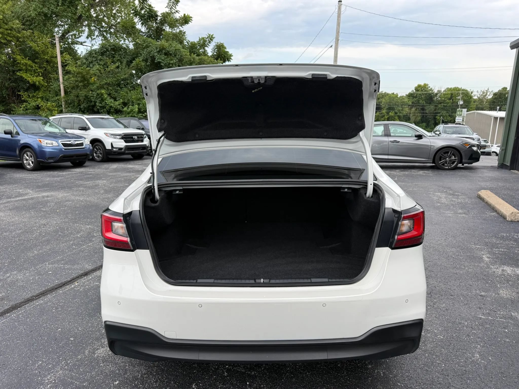 Used 2025 Subaru Legacy Limited AWD/4WD image 29