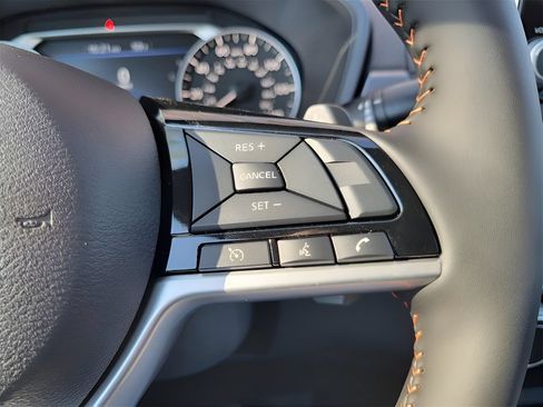 Used 2025 Nissan Altima 2.5 SR FWD image 18