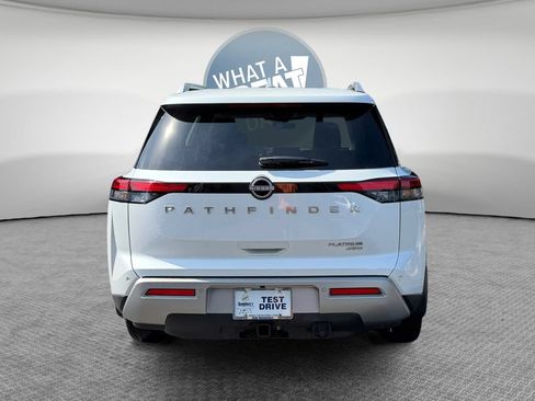 Used 2025 Nissan Pathfinder Platinum AWD/4WD image 5