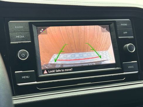 Used 2021 Volkswagen Jetta SE FWD image 7