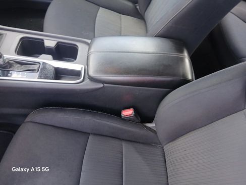 Used 2021 Nissan Sentra SV FWD image 8