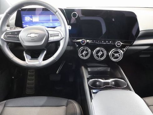 New 2025 Chevrolet Blazer EV LT AWD/4WD image 14