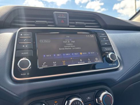 Used 2025 Nissan Versa SV FWD image 20