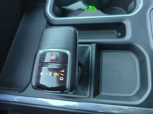 Used 2022 Chevrolet Silverado 1500 LTZ image 12